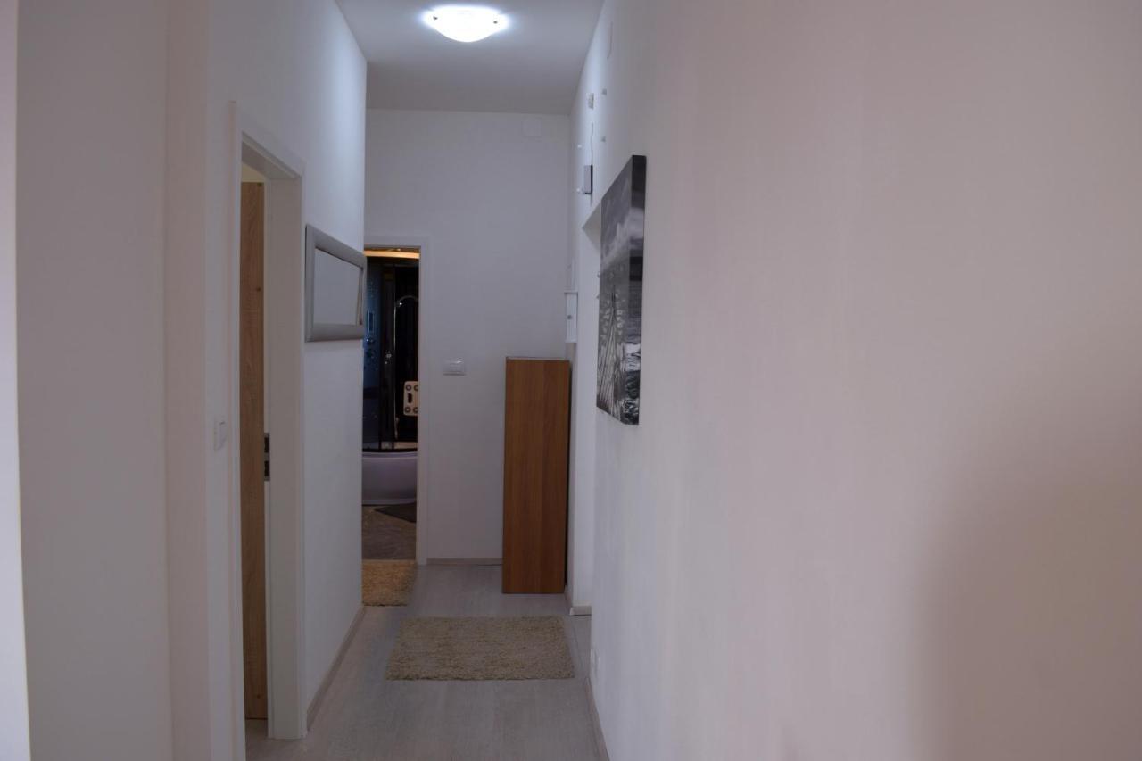 Richi Apartment Сплит Екстериор снимка